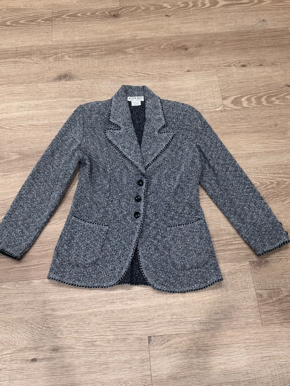 Austin Reed Merino Wool Knit Blazer Size 6 Gray Black Button Front